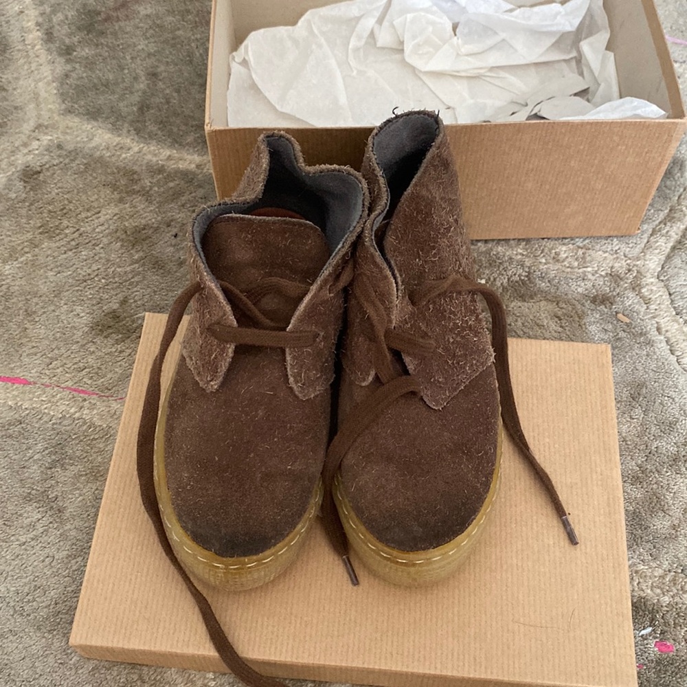 Pepe Italy soft genuine leather unisex brown booties
